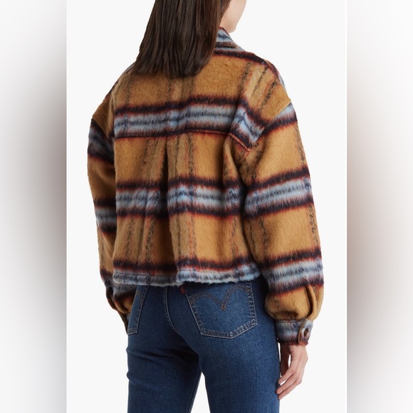 💛 NWOT! Vigoss Plaid Crop Shacket - Picture 3 of 3